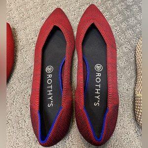 Rothys retired red Birdseye points